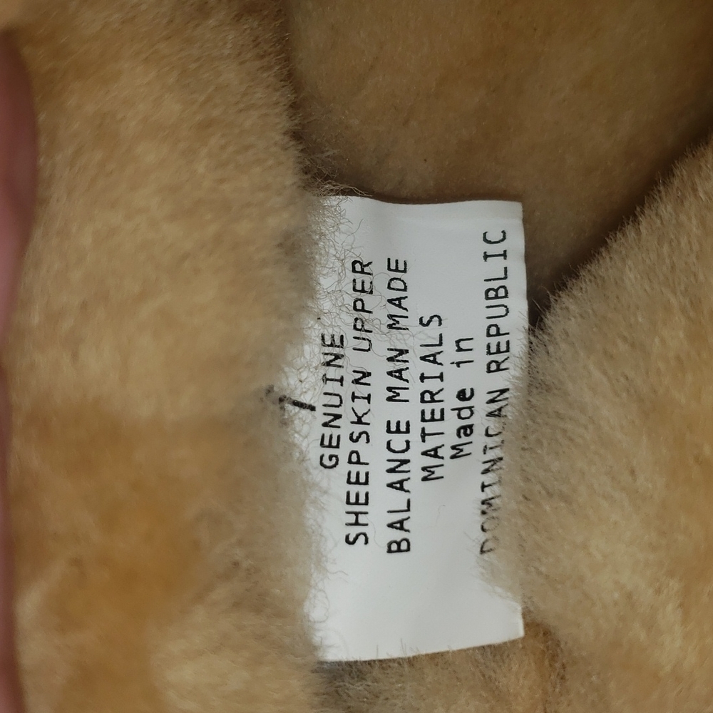 Minnetonka Golden Tan Sheepskin Ankle Boot Brand New Without Box 7 - Picture 11 of 16